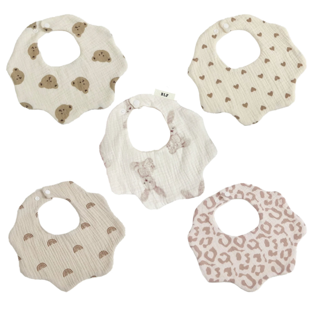 Organic Dribble Bib - Hearts